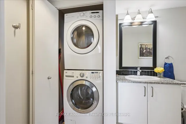 Additional image 30 of 33 Sheppard Ave Unit 2411