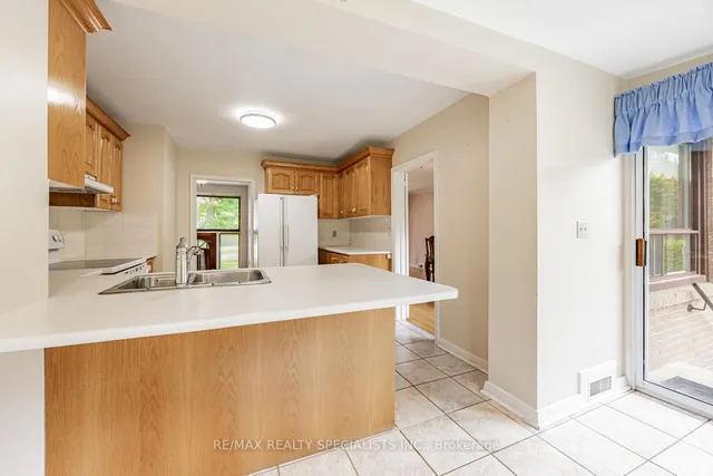 Additional image 13 of 8 Charnwood Rd