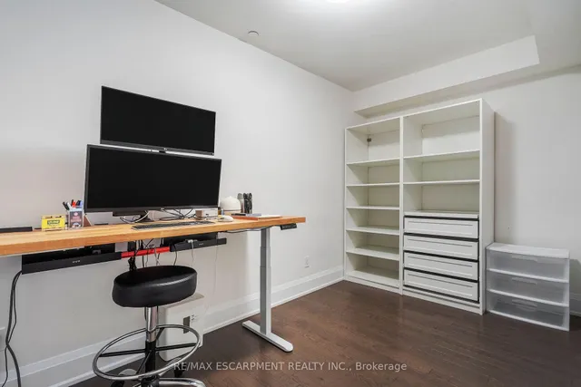 Additional image 11 of 79 Elder Ave Unit 42