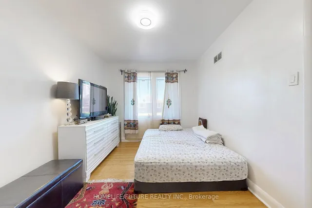 Additional image 6 of 1013 Islington Ave