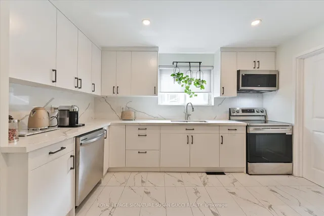 Additional image 13 of 94 Meighen Ave