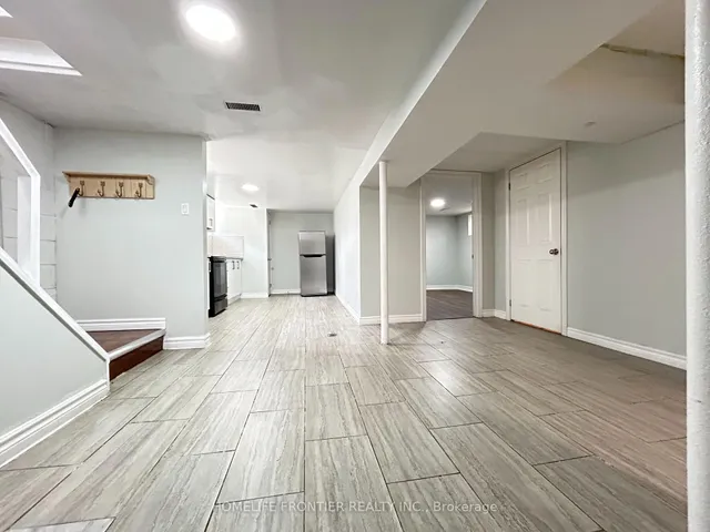 Additional image 26 of 27 Rensburg Dr