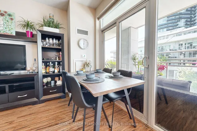 Additional image 15 of 58 Marine Parade Dr Unit 320