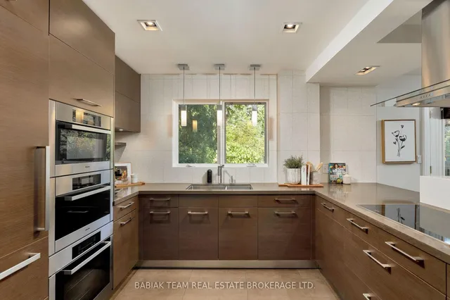 Additional image 13 of 74 Humberview Rd