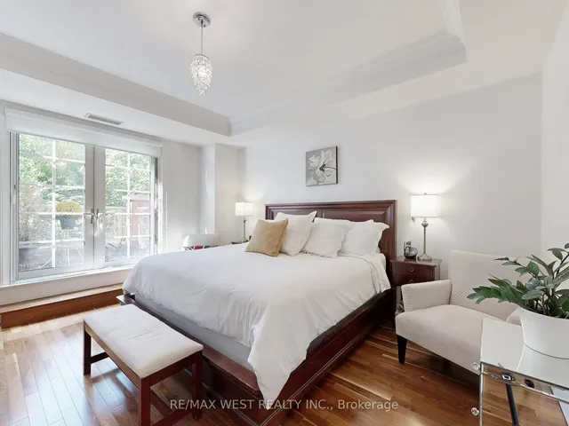 Additional image 17 of 20 Burkebrook Pl Unit Th 14