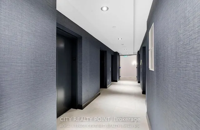 Additional image 3 of 38 Annie Craig Dr Unit 1406