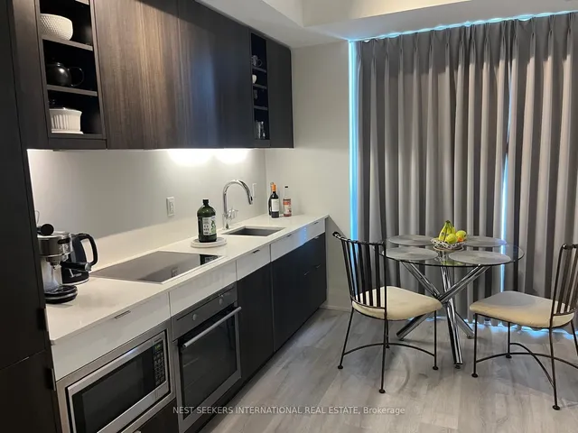 Additional image 5 of 101 Erskine Ave Unit 1606