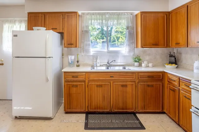 Additional image 20 of 15 Stanland Dr