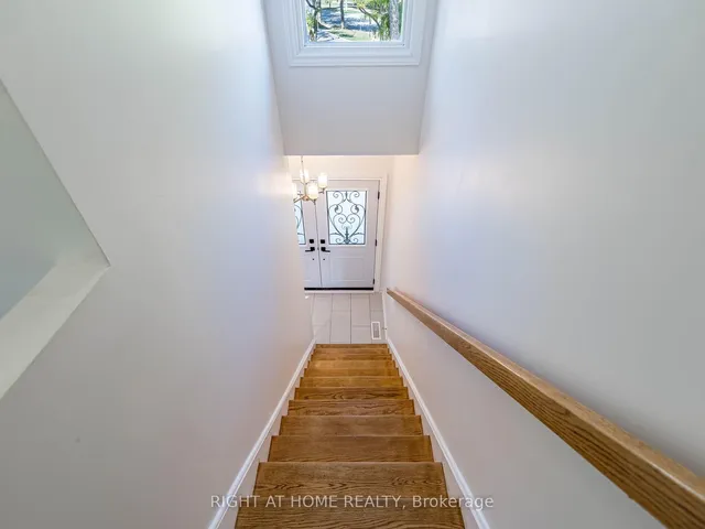 Additional image 19 of 2 Giles Crt