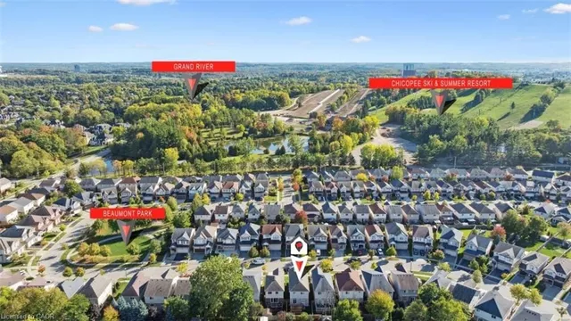 Additional image 40 of 416 Beaumont Cres