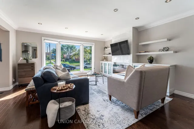 Additional image 5 of 226 Cass Ave