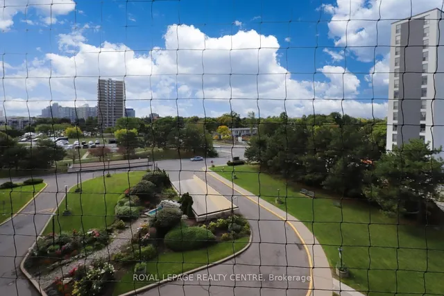 Additional image 18 of 551 The West Mall Unit 605