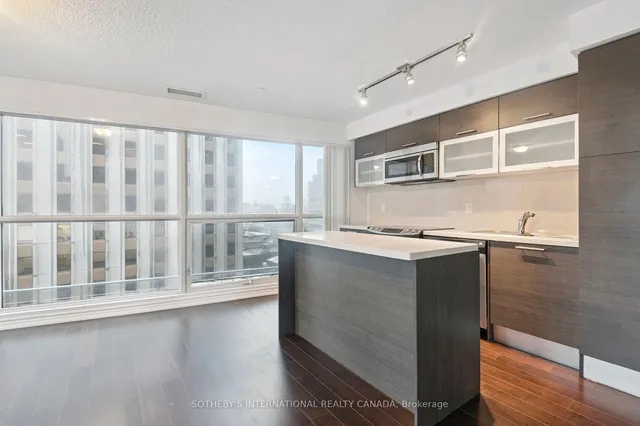 Additional image 19 of 386 Yonge St Unit 602