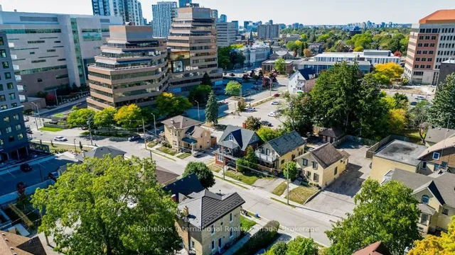 Additional image 29 of 94 Scott St