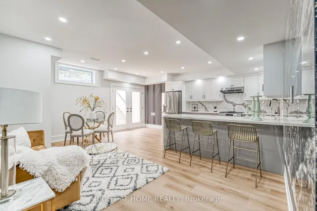 Additional image 37 of 203 Scarboro Cres