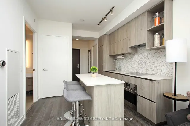 Additional image 7 of 1 Yorkville Ave Unit 2009