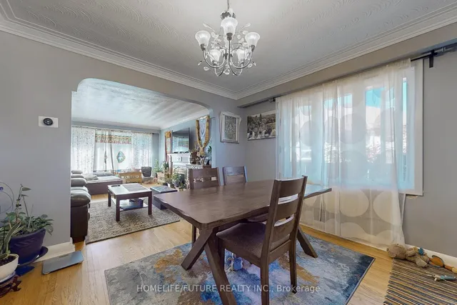 Additional image 8 of 1013 Islington Ave