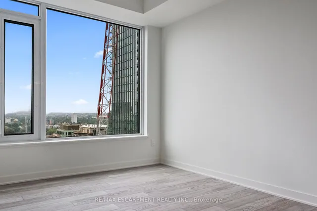 Additional image 15 of 11 Yorkville Ave Unit 2113