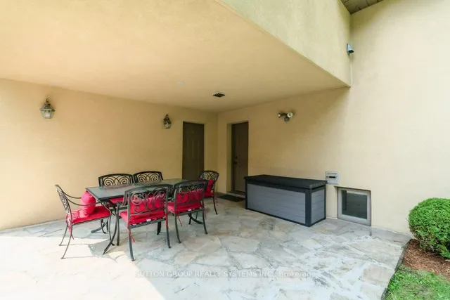 Additional image 44 of 101 Perry Cres