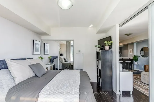 Additional image 27 of 103 The Queensway Ave Unit 2707