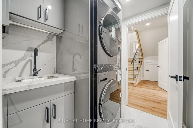 Additional image 45 of 203 Scarboro Cres