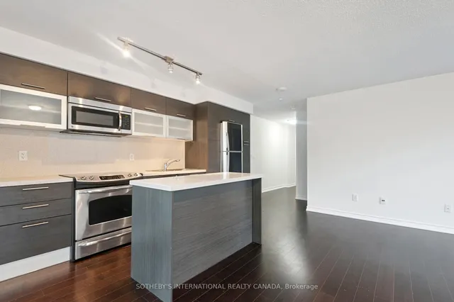 Additional image 11 of 386 Yonge St Unit 602