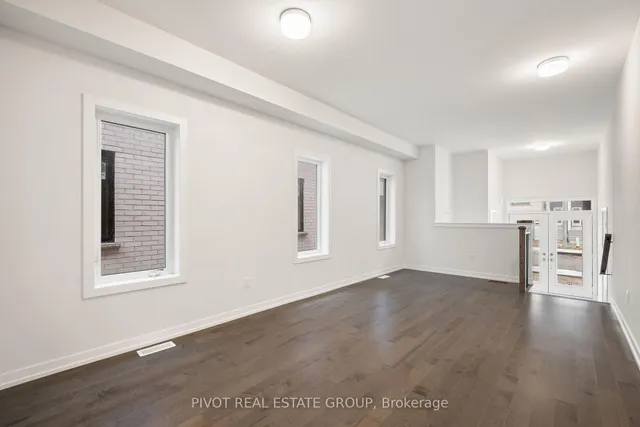 Additional image 8 of 85 Danielle Moore Circ