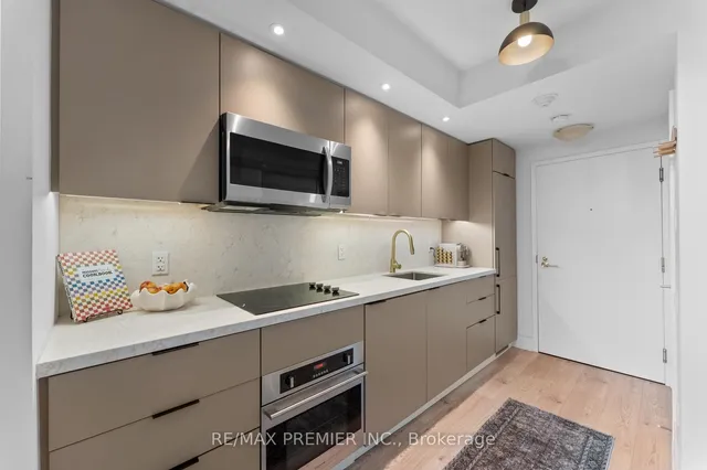 Additional image 8 of 5 Hanna Ave Unit 301