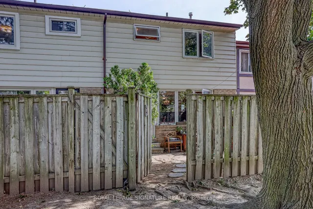 Additional image 30 of 74 Crab Appleway