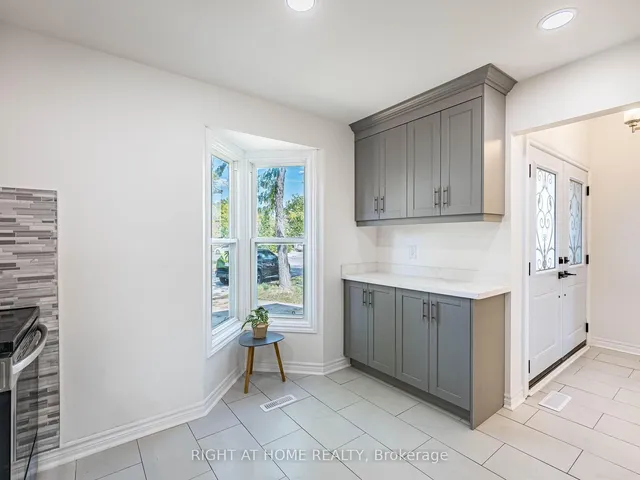 Additional image 14 of 2 Giles Crt