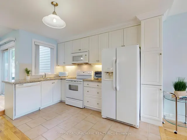 Additional image 9 of 12 Abbs St