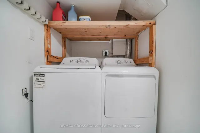 Additional image 14 of 8 Topaz Gate