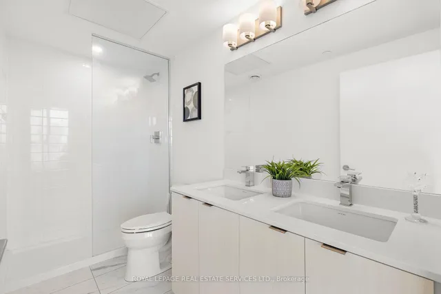 Additional image 24 of 859 The Queensway Unit 1006