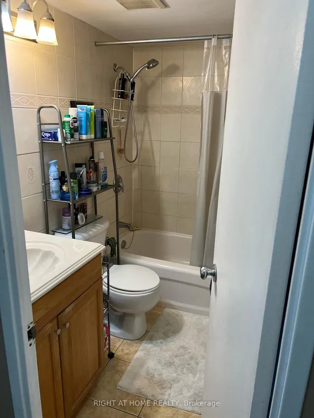 Additional image 5 of 360 Ridelle Ave Unit 1812