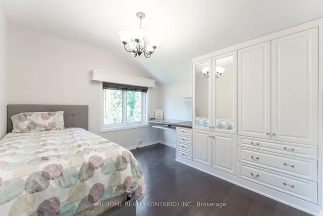 Additional image 9 of 16 Abbottswood Rd