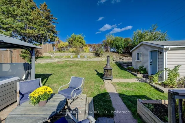 Additional image 31 of 144 Laurentian Dr