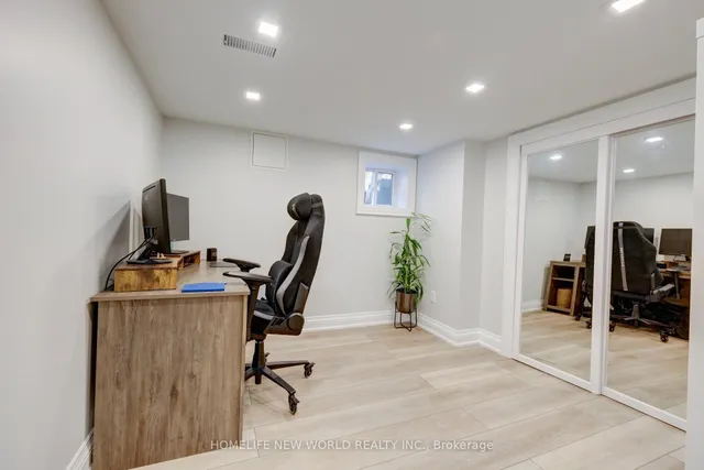 Additional image 16 of 42 Eleventh St