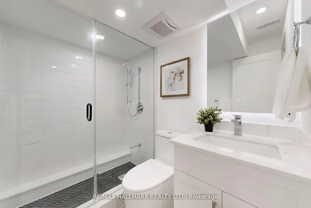 Additional image 34 of 51 Withrow Ave