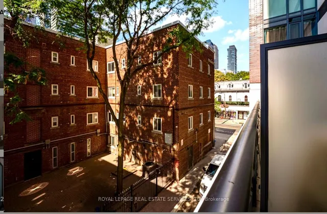Additional image 19 of 81 Wellesley St Unit 203