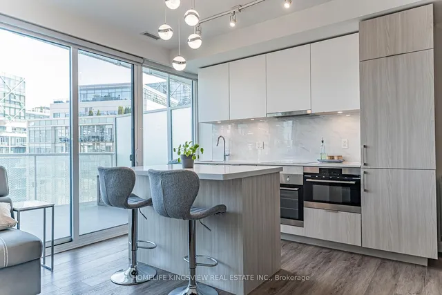 Additional image 11 of 15 Queens Quay Unit 923