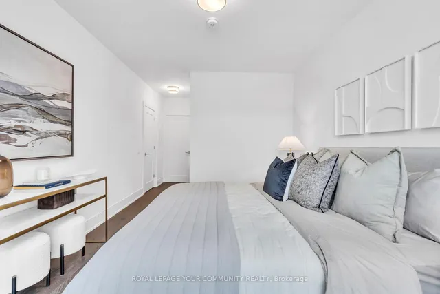 Additional image 29 of 10 Inn on the Park Dr Unit 101