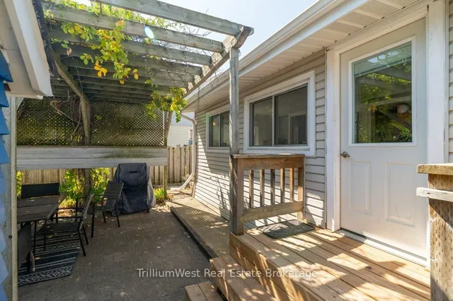 Additional image 38 of 18 St. Clair Ave