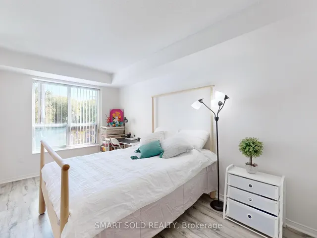 Additional image 10 of 39 Pemberton Ave Unit 210