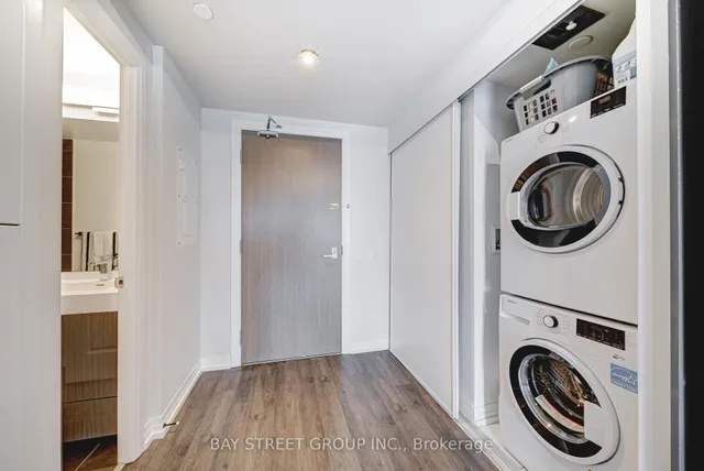Additional image 4 of 251 Jarvis St Unit 3809