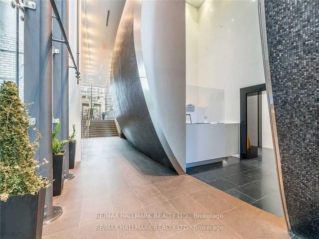 Additional image 25 of 224 King St Unit 1407