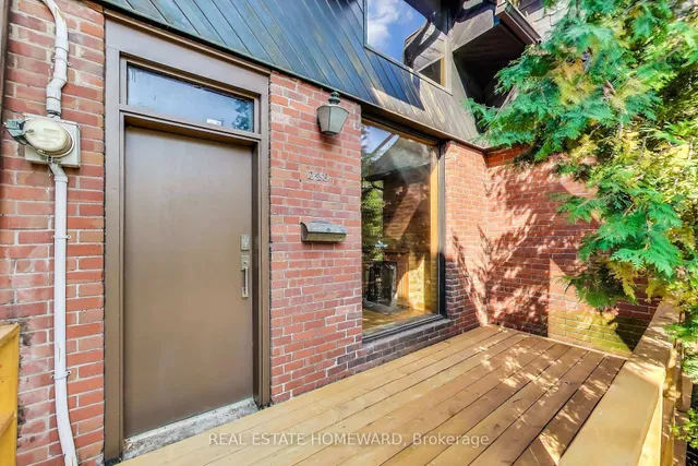 248 Cottingham St