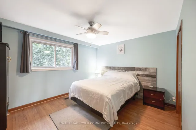 Additional image 27 of 18 Loomis Crt