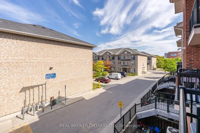 Additional image 21 of 35 Strangford Lane Unit 301