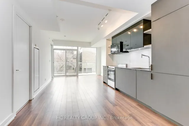 Additional image 3 of 6 Parkwood Ave Unit 302