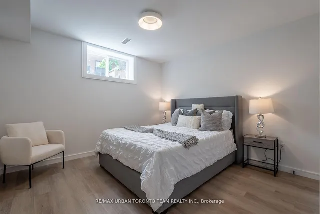 Additional image 32 of 26 Kalmar Ave